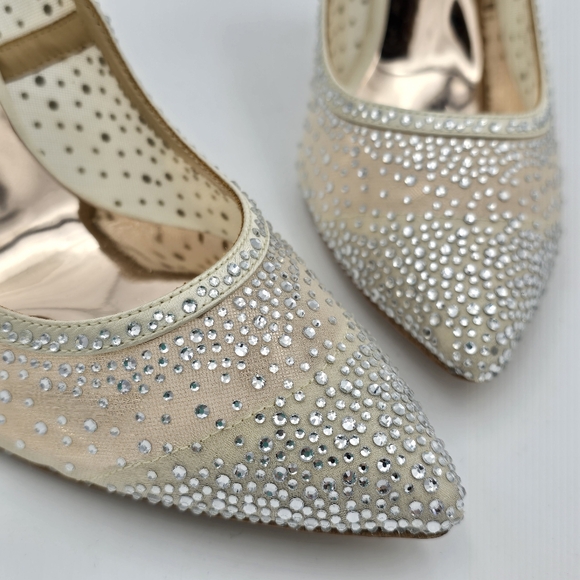 Badgley Mischka Weslee Mesh Crystal Adorned Princess Pumps, Women's Size 6 - Picture 3 of 16